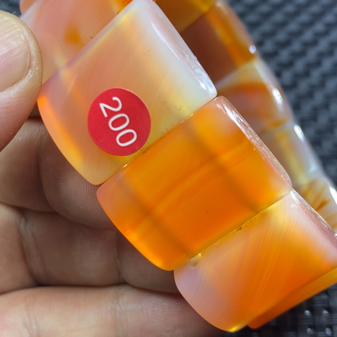 用***狼玛瑙/玉髓未镶嵌颈饰