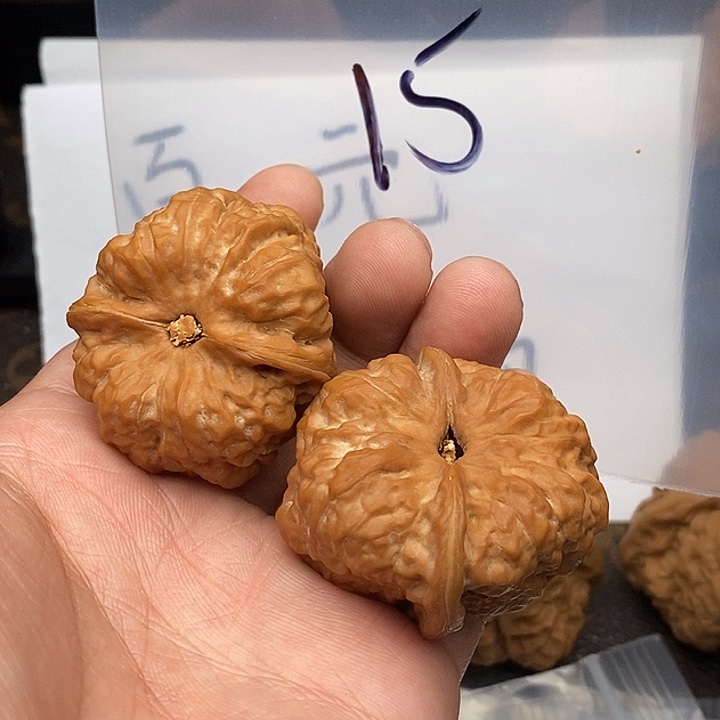 吊坠文玩核桃z**nE694499474794996396