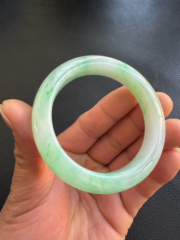 天然缅甸翡翠A货手镯