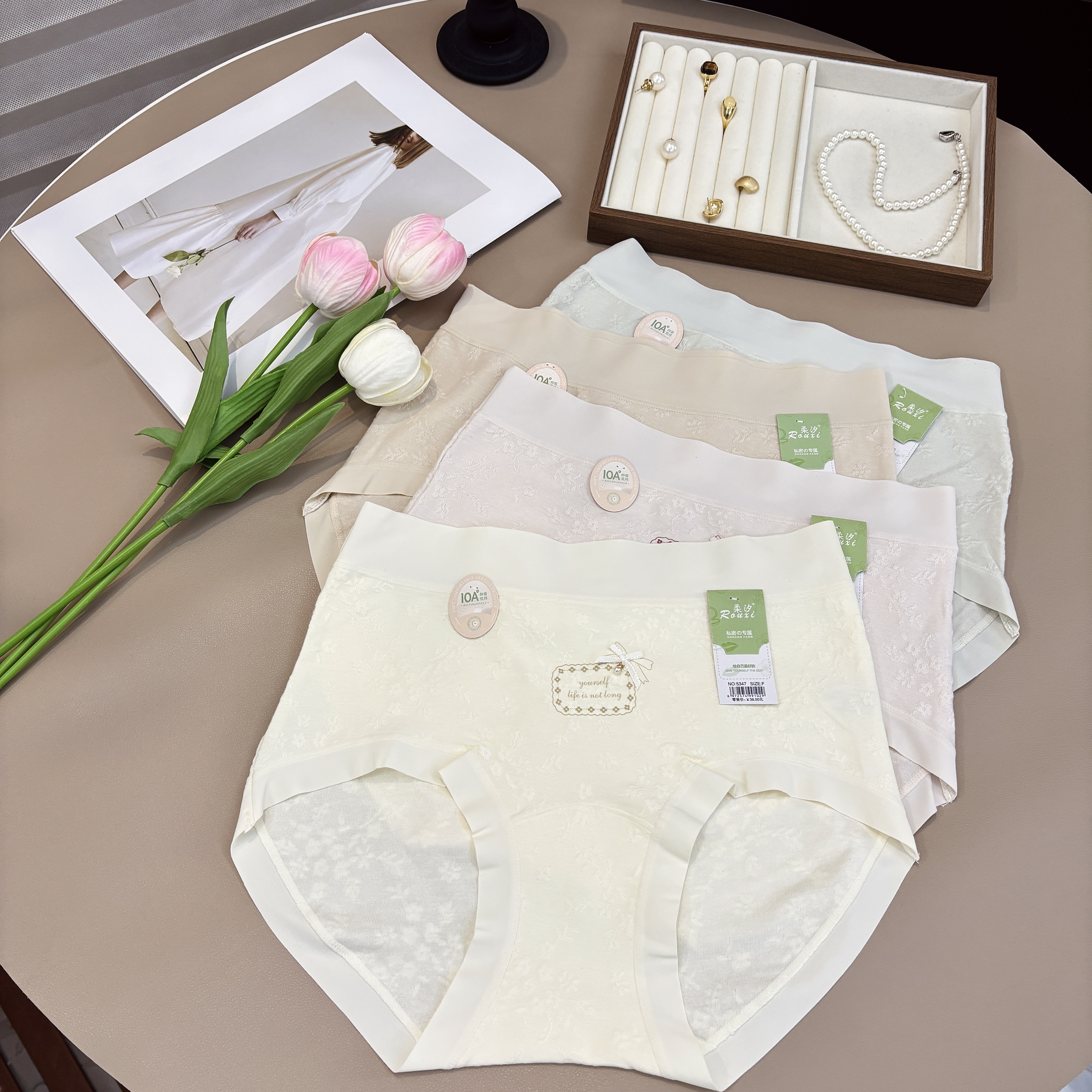 80-140斤 秋冬新款精梳棉小蝴蝶结舒适女士透气柔软优雅女生底裤