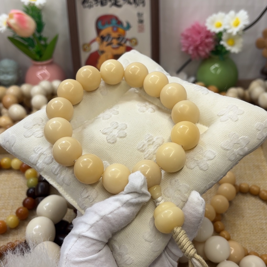 菩提根/象牙果吊坠20干磨微瑕落地果圆珠手持福利959