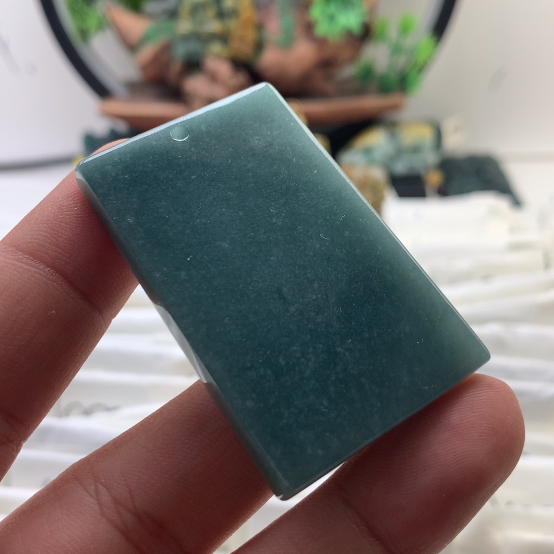 颈饰未镶嵌翡翠无事牌