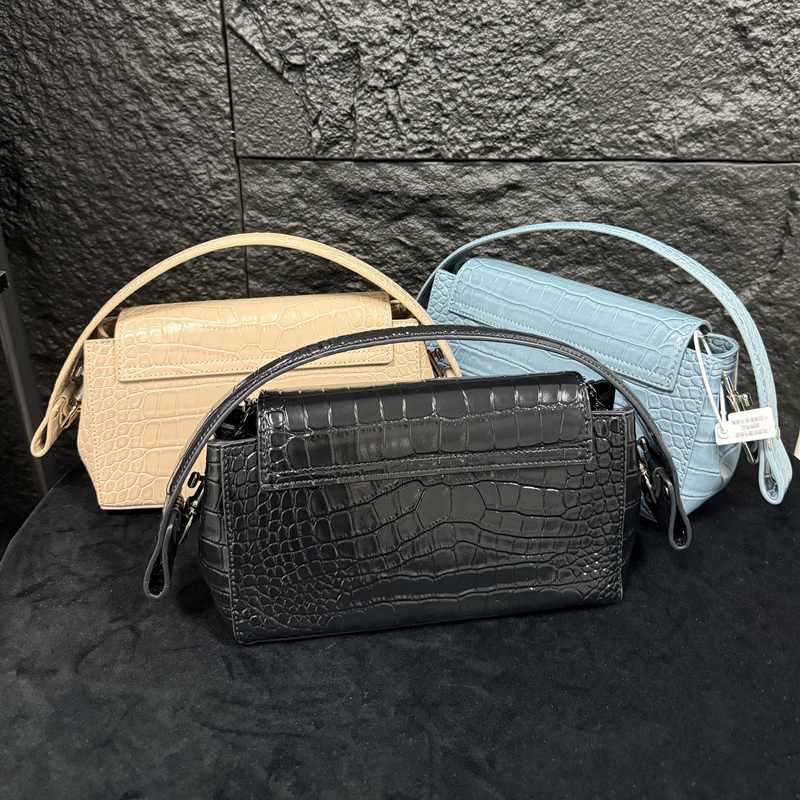 土星中号腋下斜跨包高级小众轻奢包包