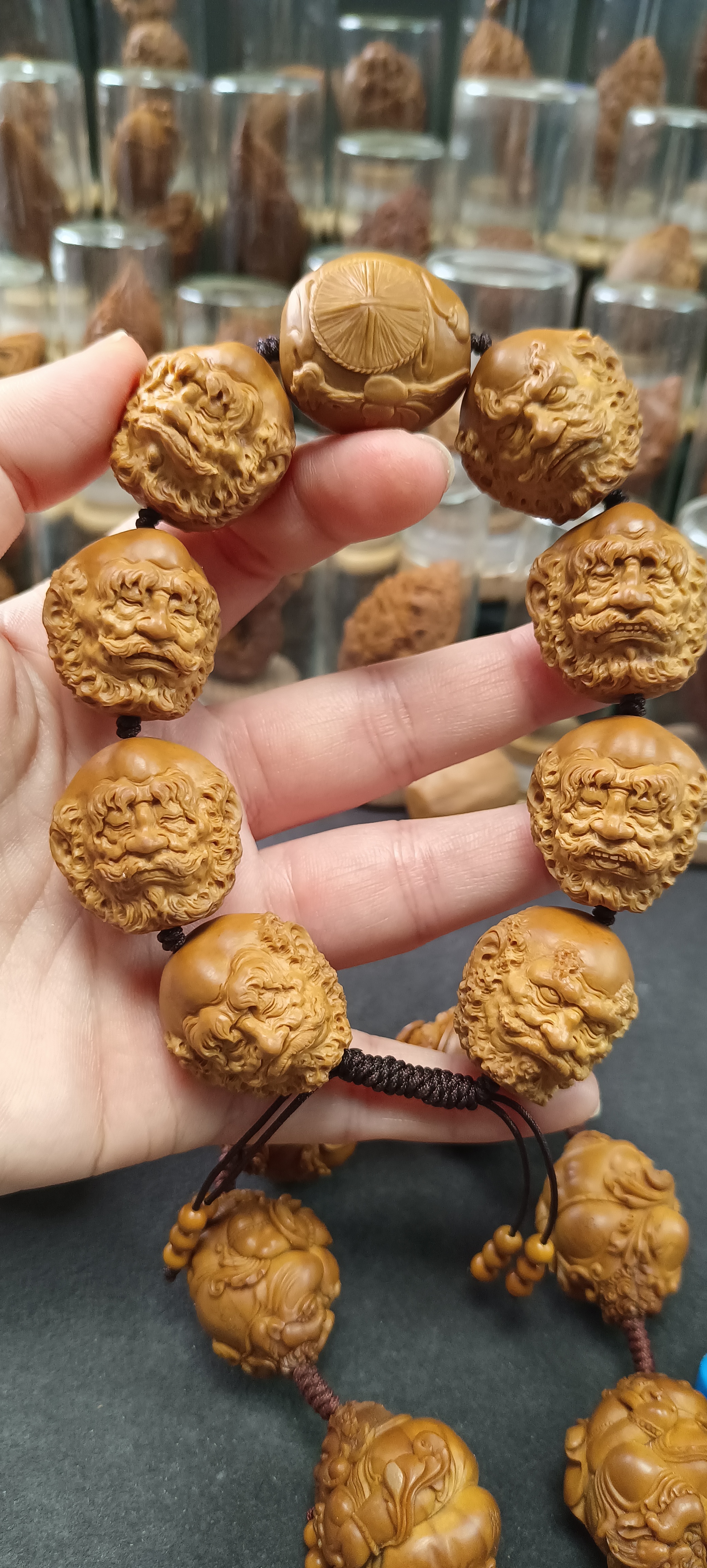 橄榄核雕2.5尺寸百兽达摩