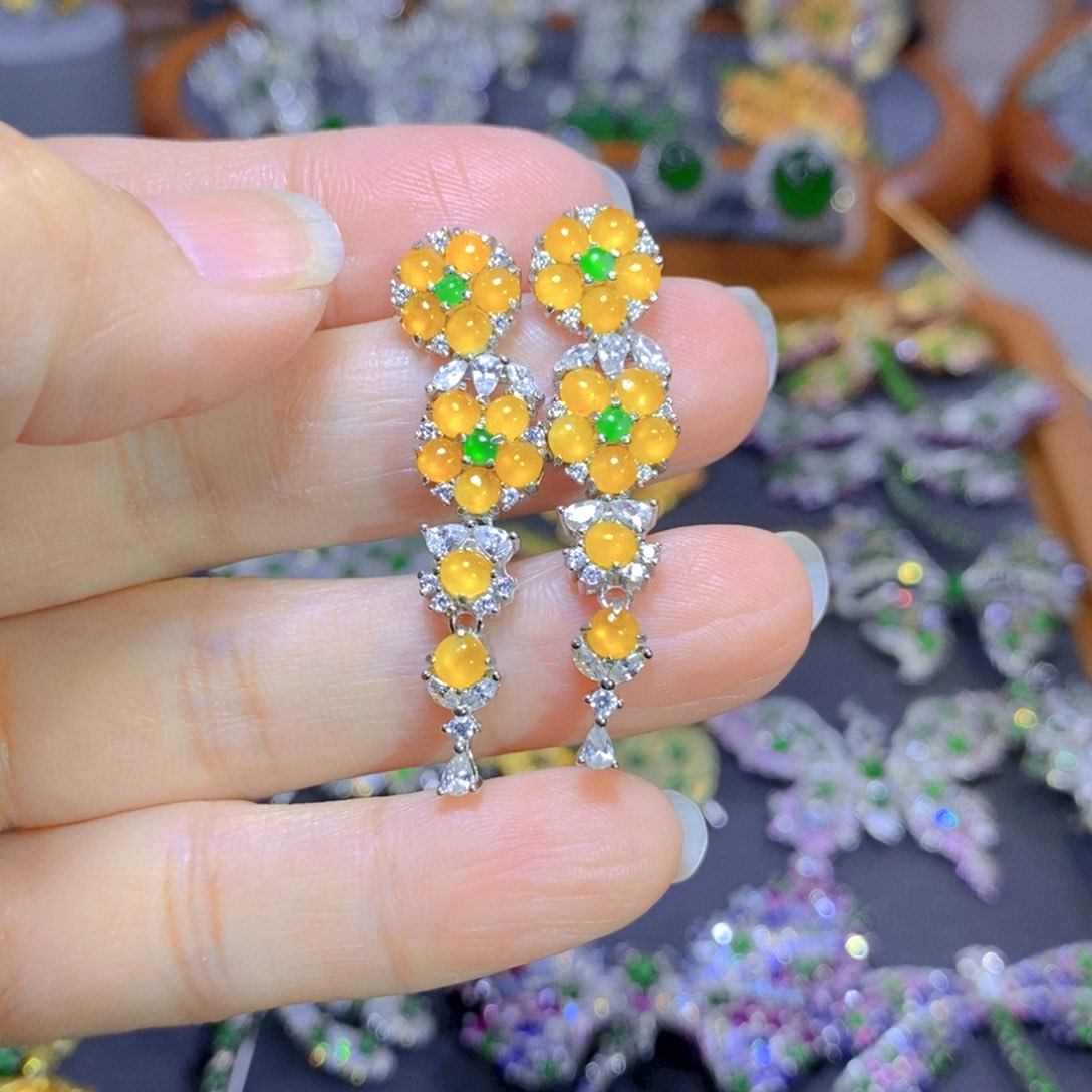 翡翠颈饰银S925镶嵌天然翡翠