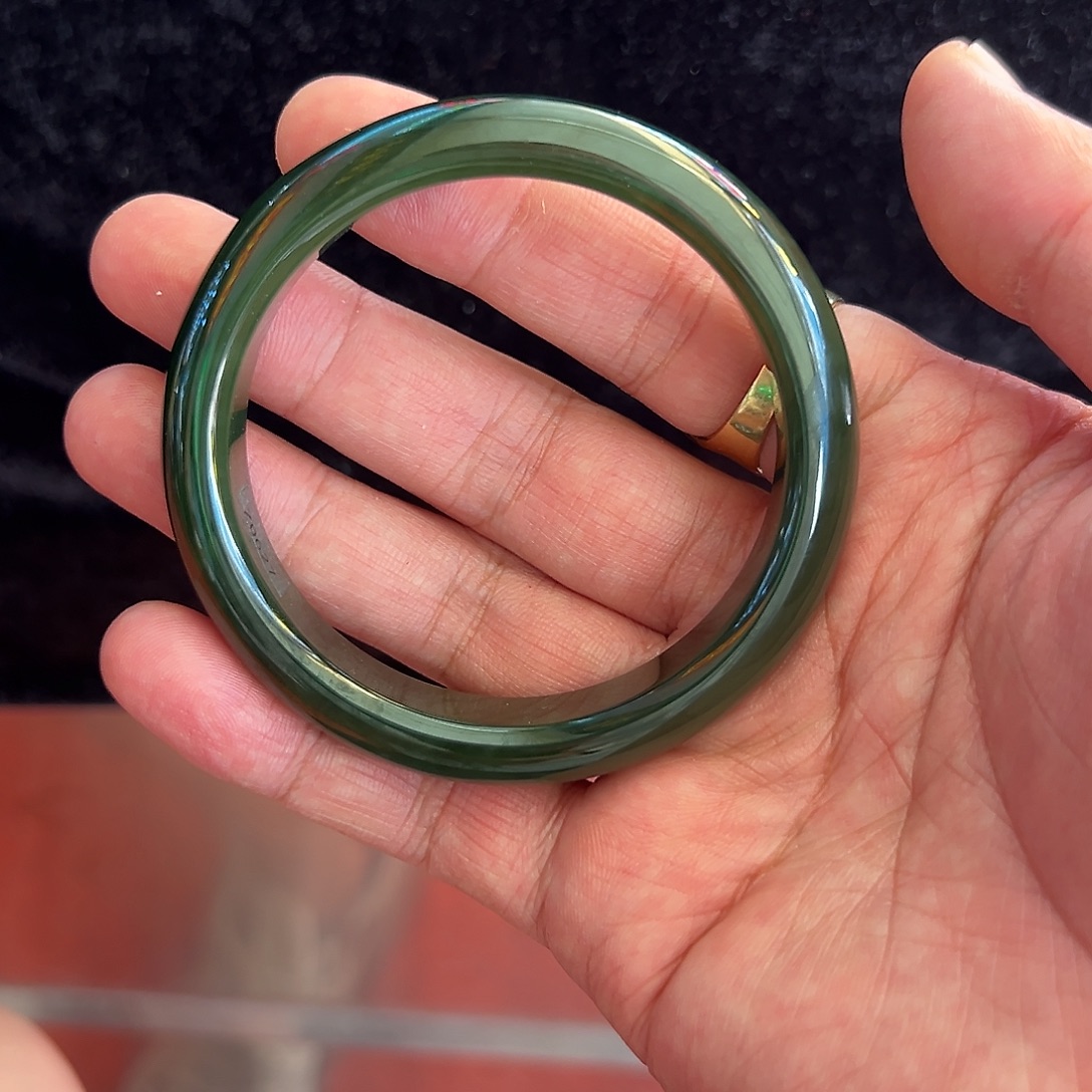 和田玉（碧玉）手镯未镶嵌老矿老坑种冰低黑猫手镯