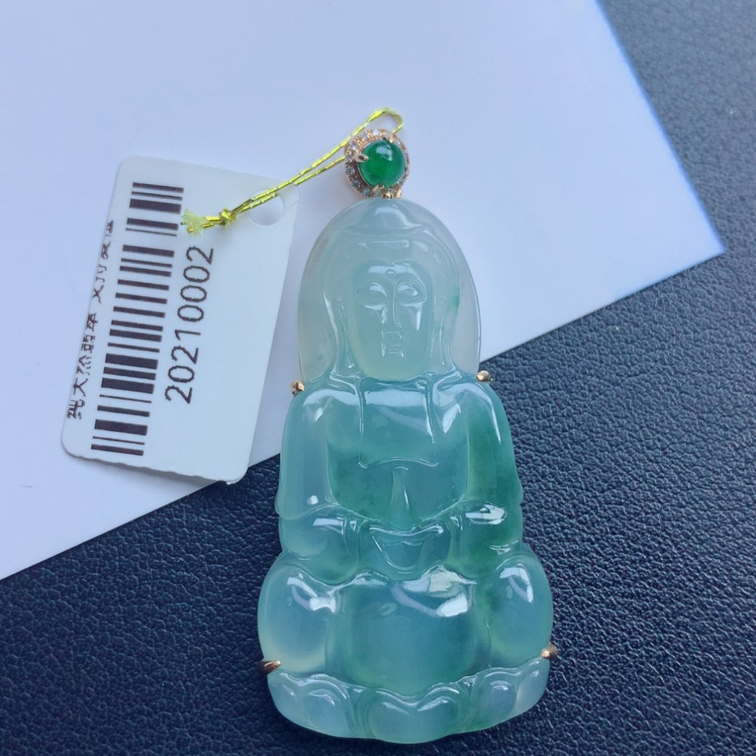 翡翠颈饰未镶嵌观音