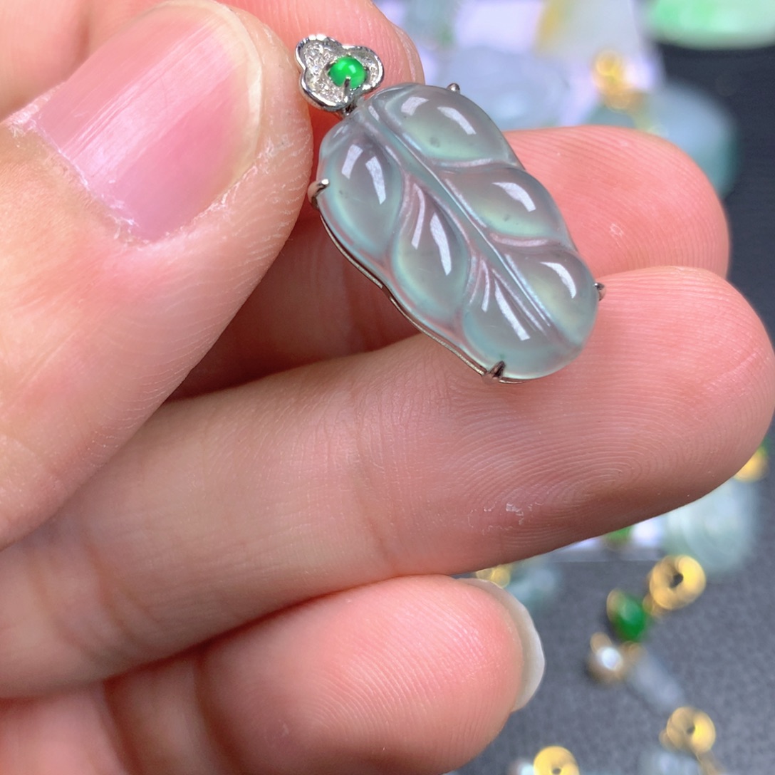 【闪购商品】翡翠18K金镶嵌颈饰翡翠