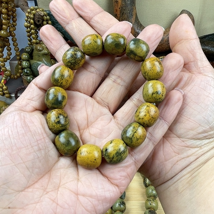 岫岩河磨玉（透闪石质玉）手串未镶嵌用****6