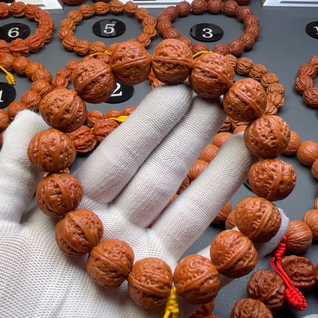 文玩核桃手串野生核桃苹果圆磨盘京八棱秋子手持