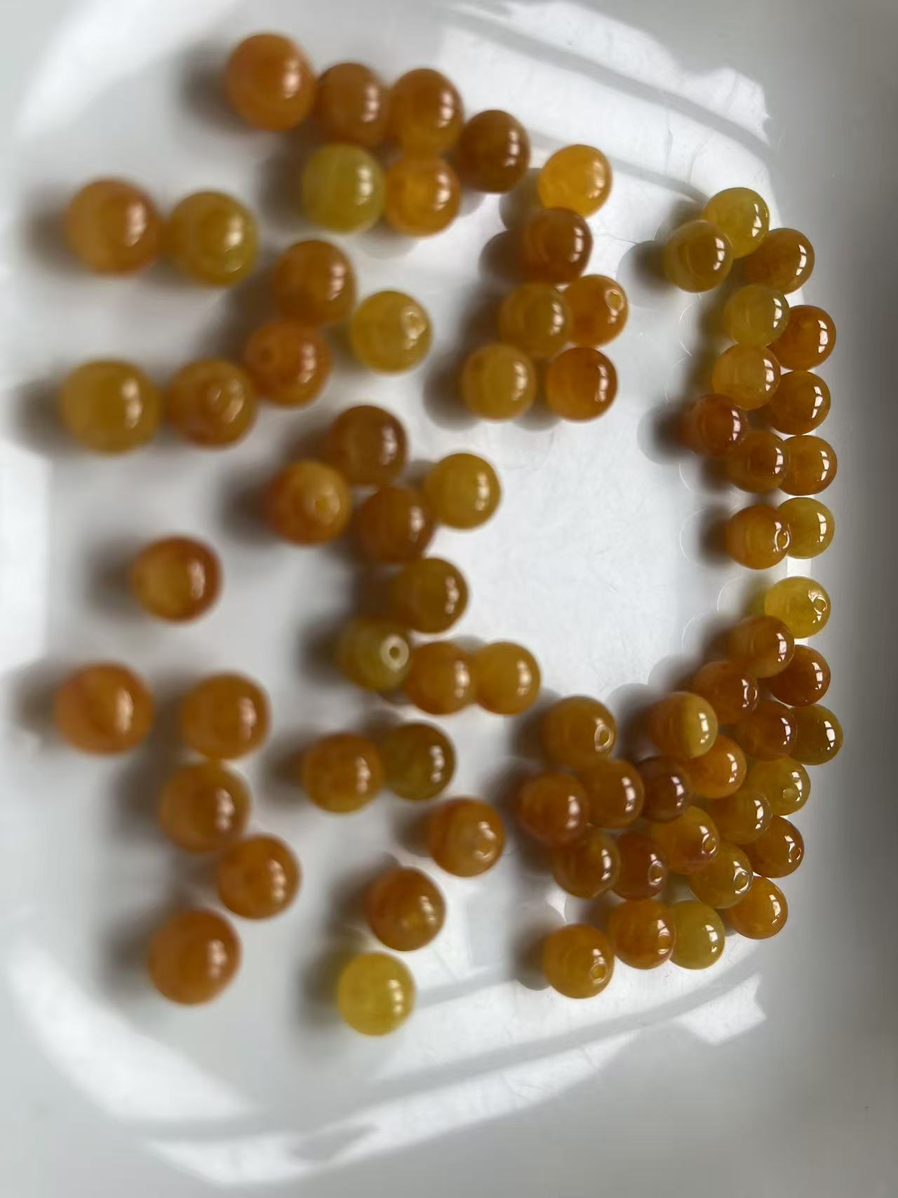 缅料A货卡8mm鸡油黄 单珠（多样性发货)