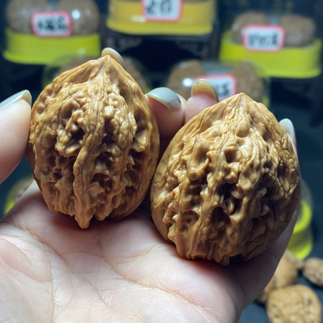 文玩核桃把件7号大沽石40尺