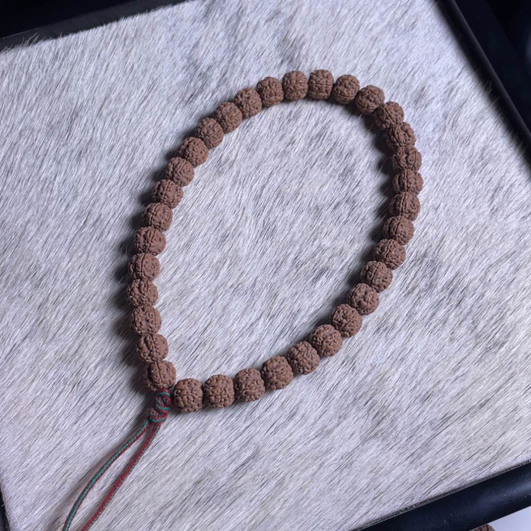 金刚菩提吊坠老树梅花手持10mm