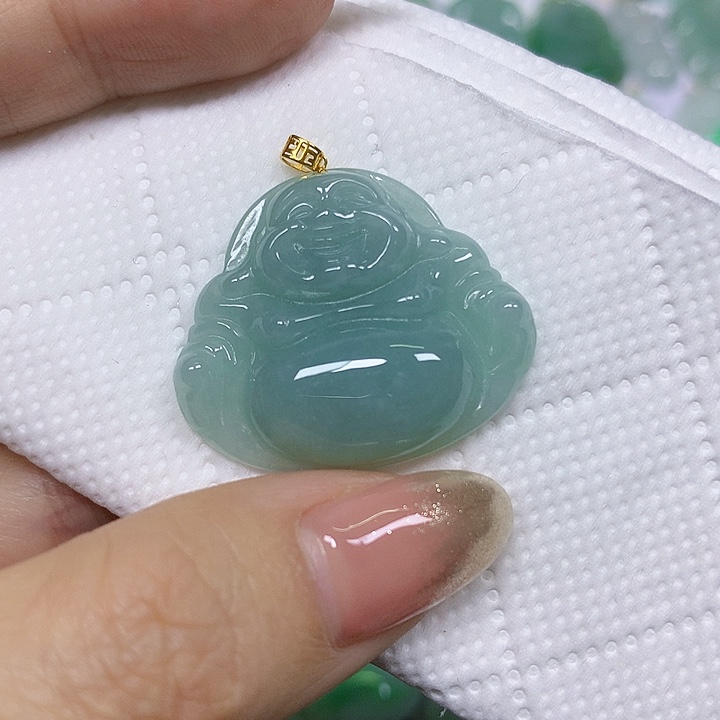 翡翠18K金镶嵌颈饰挂件