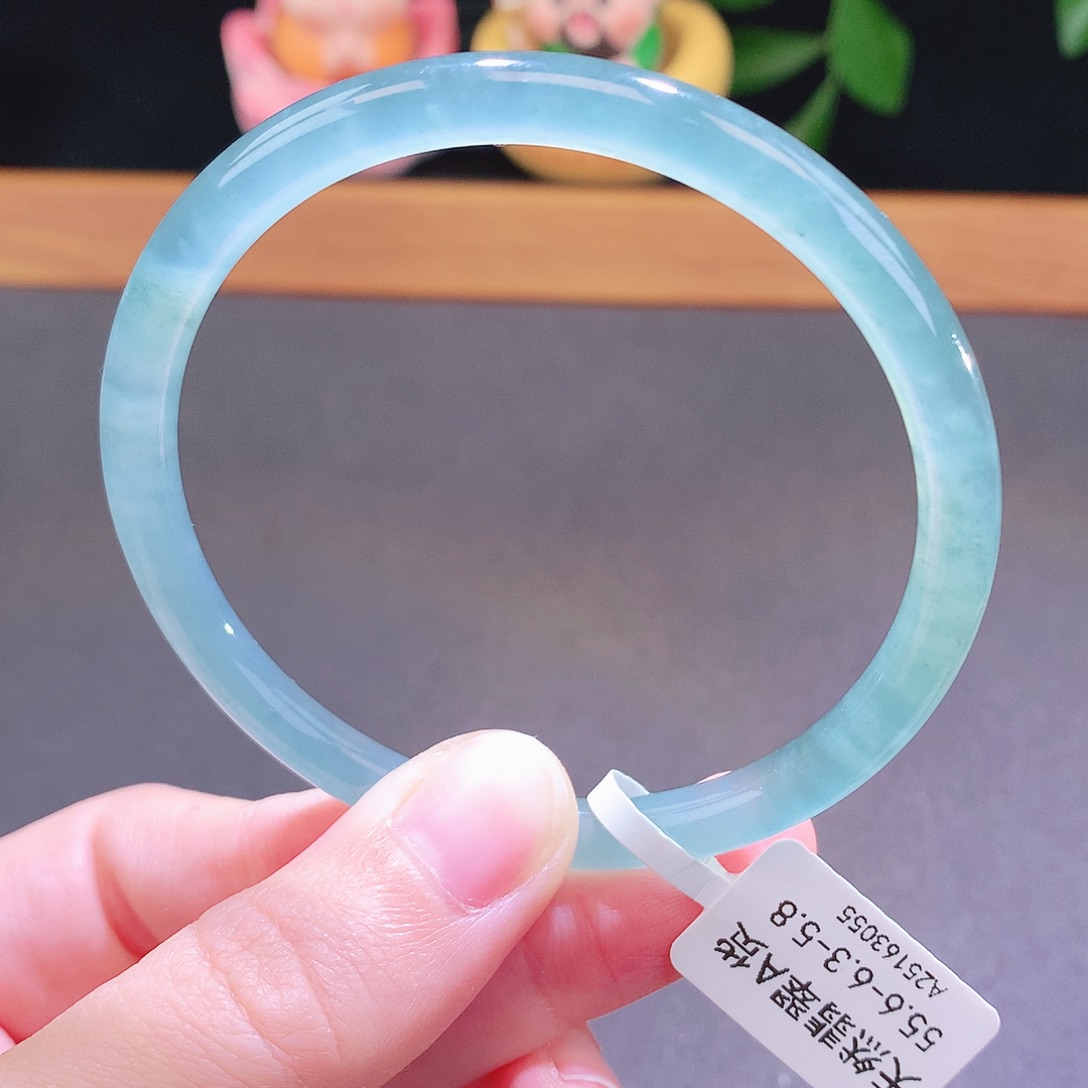 翡翠未镶嵌手镯天然翡翠