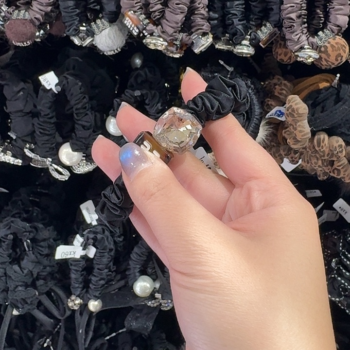 布艺铁合金默认微瑕特价不退换