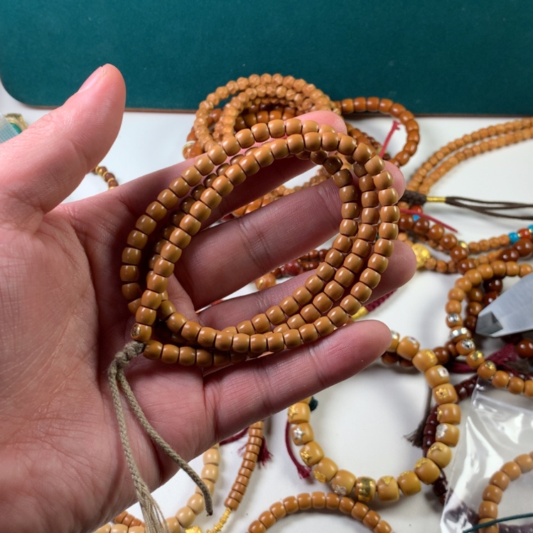 【闪购商品】橄榄核吊坠2458585888689