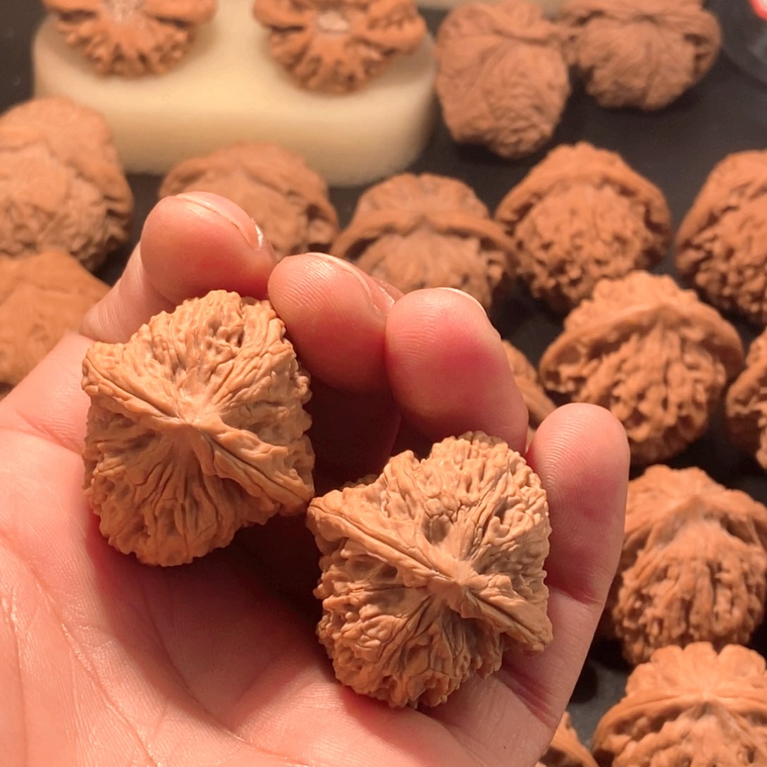 吊坠文玩核桃35三角疆