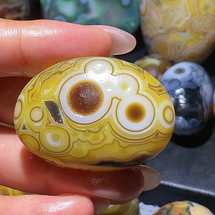 玛瑙/玉髓未镶嵌珠宝奇石36