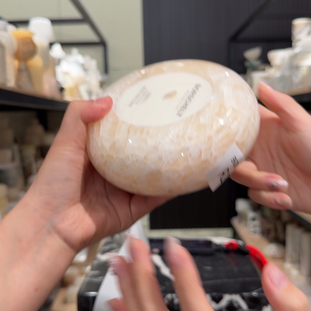 大理石R250。 两个亿 