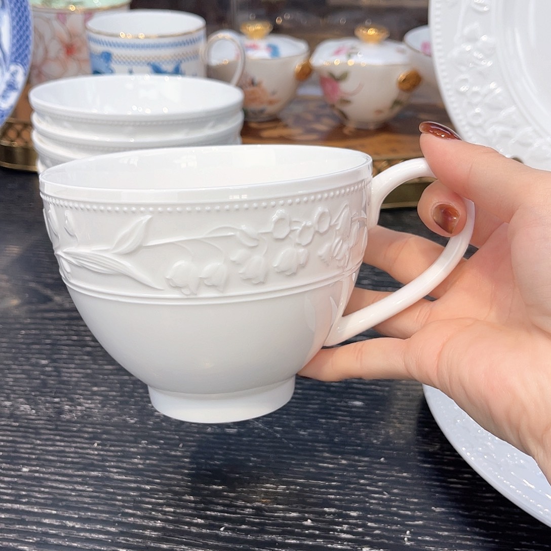 骨瓷////////////////