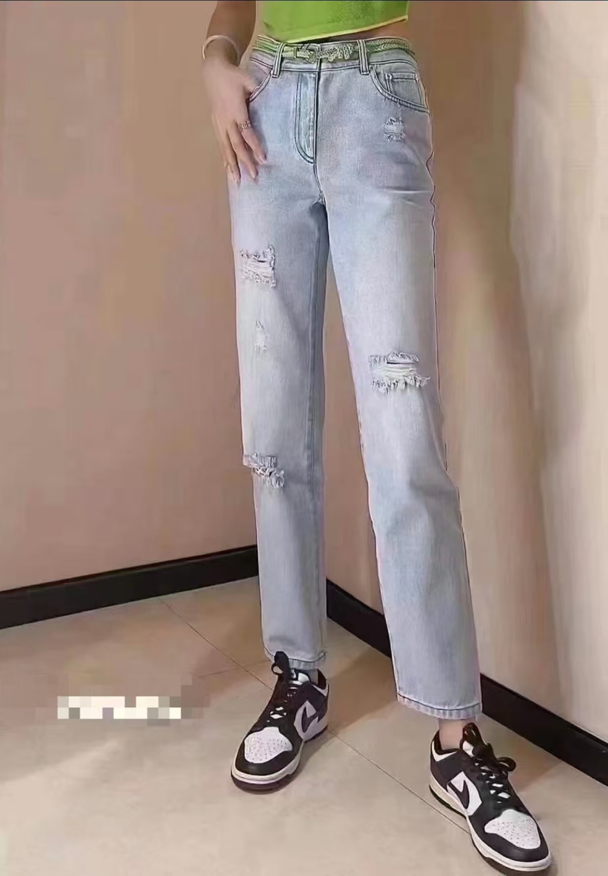 【商场同款】时尚气质休闲百搭高腰浅色破洞水洗牛仔裤5100333