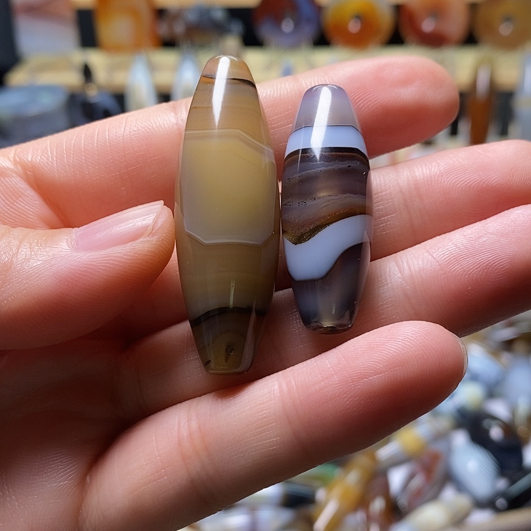 玛瑙/玉髓未镶嵌颈饰一对