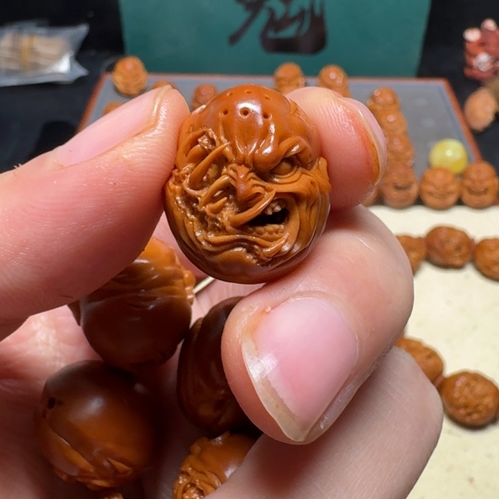 c***k橄榄核吊坠橄榄核