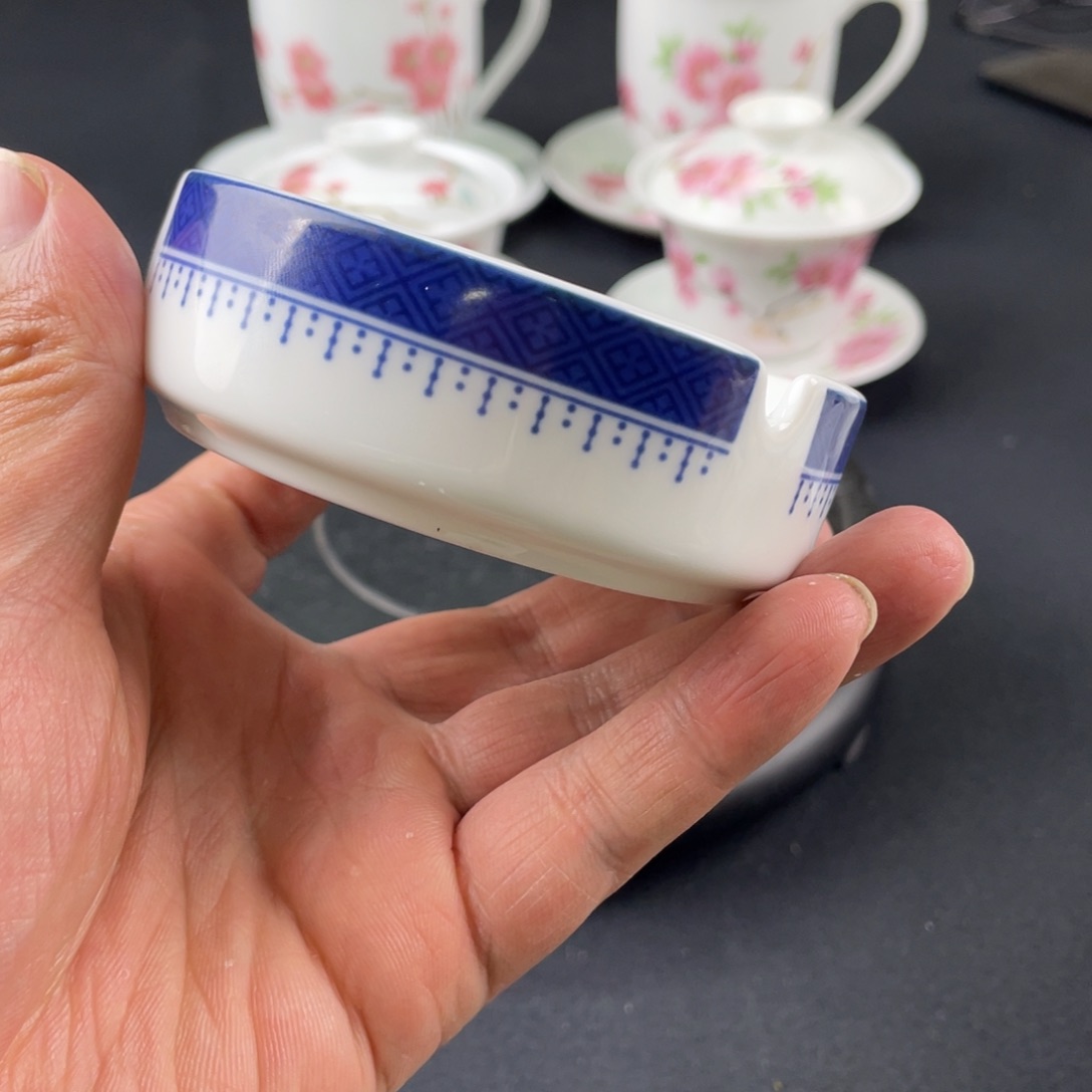 瓷片轻工业陶瓷研究所