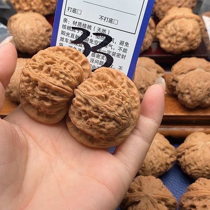 桃核吊坠白狮子头45