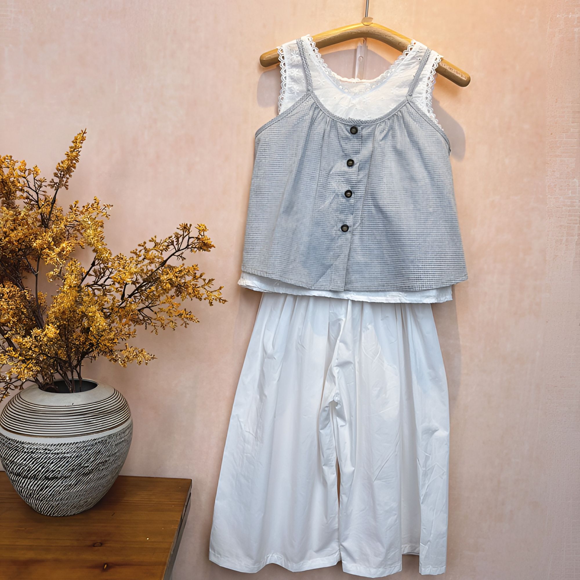 夏季女宝韩版女装宝宝夏季套装三件套儿童吊带童装夏装女童洋气