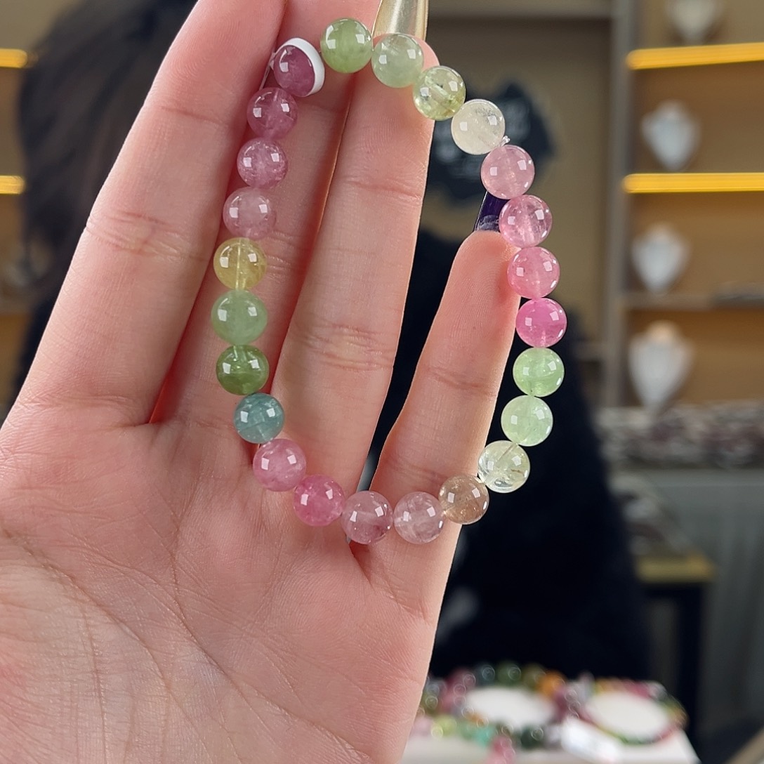 碧玺碧玺7mm（多样性发一件未镶嵌