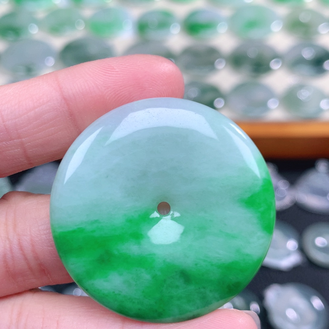 翡翠未镶嵌吊坠(不含链)39-5.5