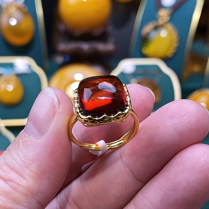 血珀戒指银S925镀金镶嵌