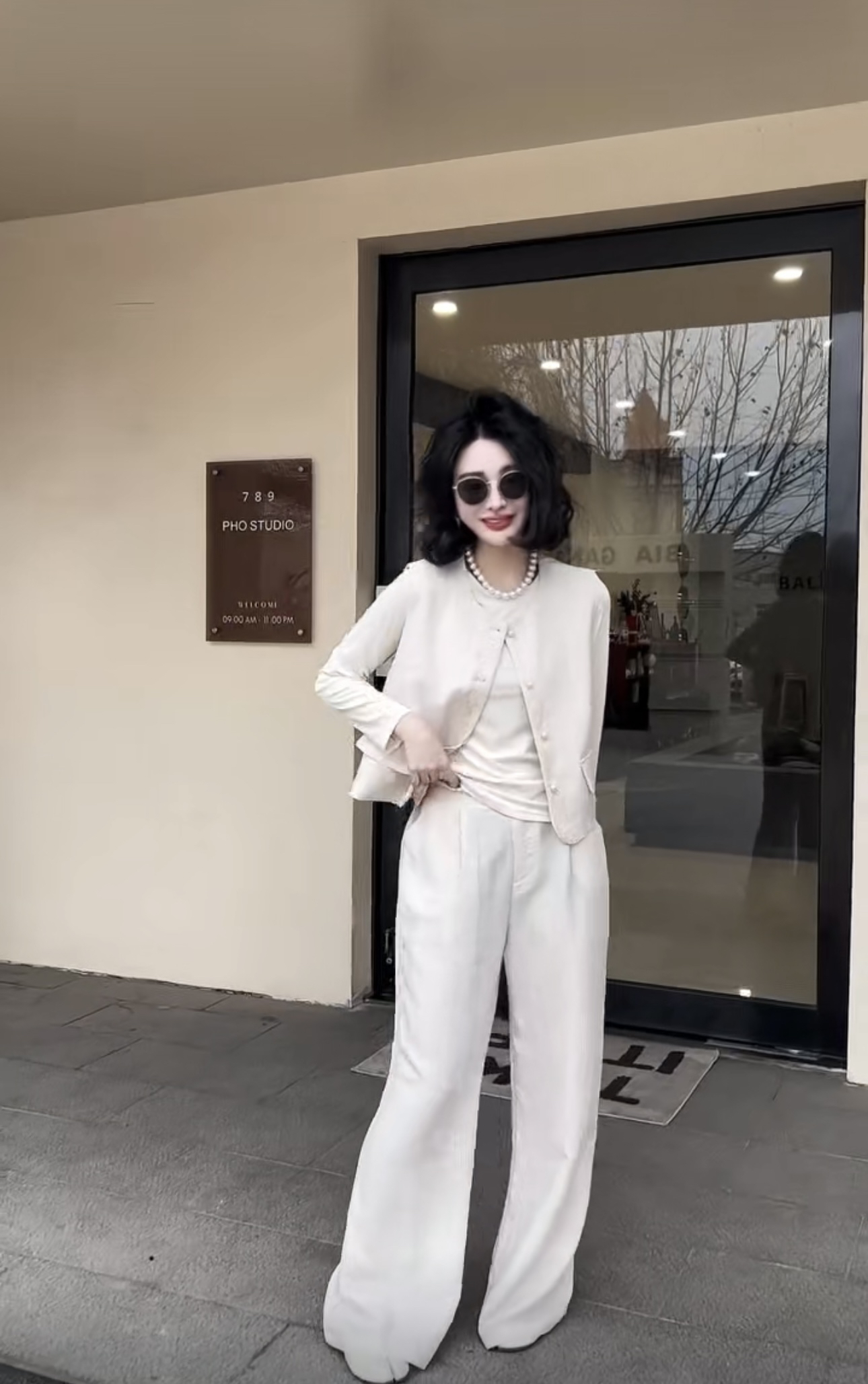 2517洋气服装女中式拼蕾丝边马甲背心外套裤子三件套高级感马夹