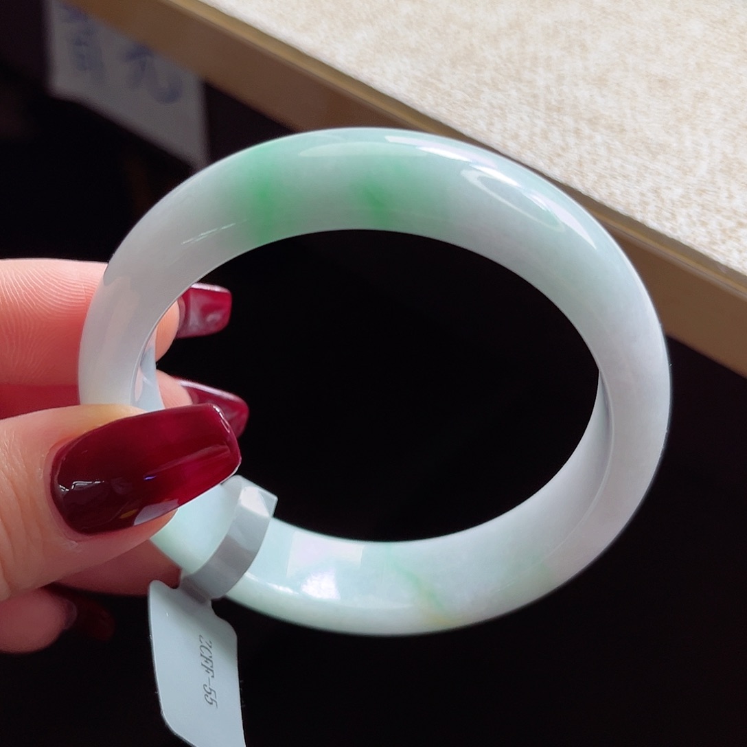 翡翠未镶嵌手镯手镯