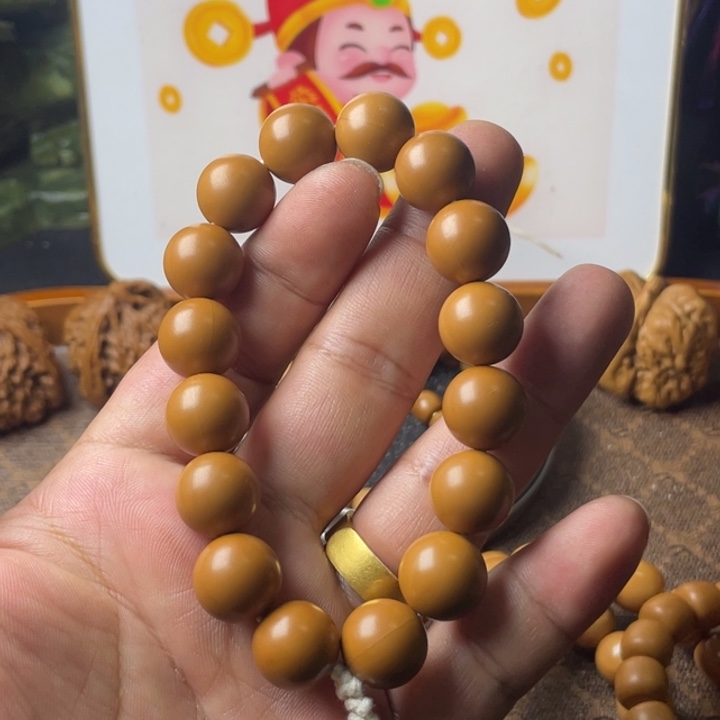 猴头核桃手串微微瑕正圆光珠手持
