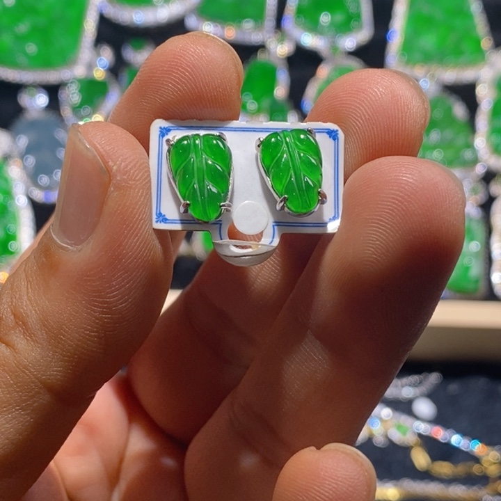 翡翠耳饰银S925镶嵌天然A货翡翠