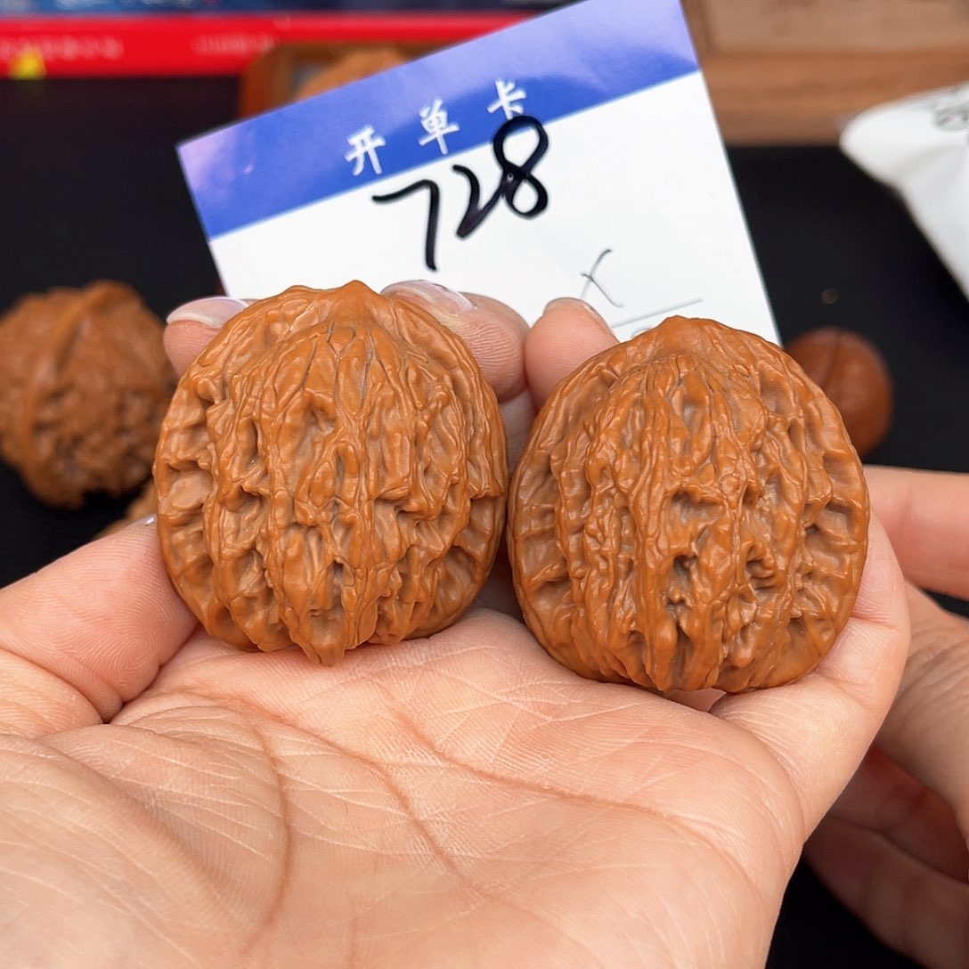 文玩核桃吊坠麦虎39尺。无刀修728