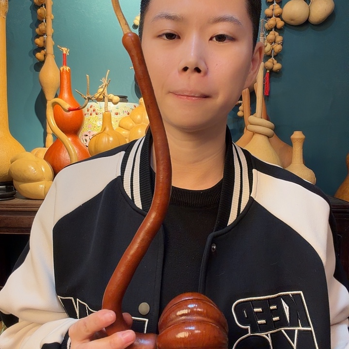 无***虑大叶紫檀（黑酸枝木类）