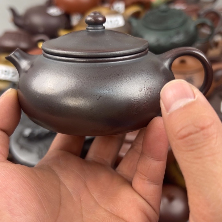 茶壶紫砂紫砂壶起痘