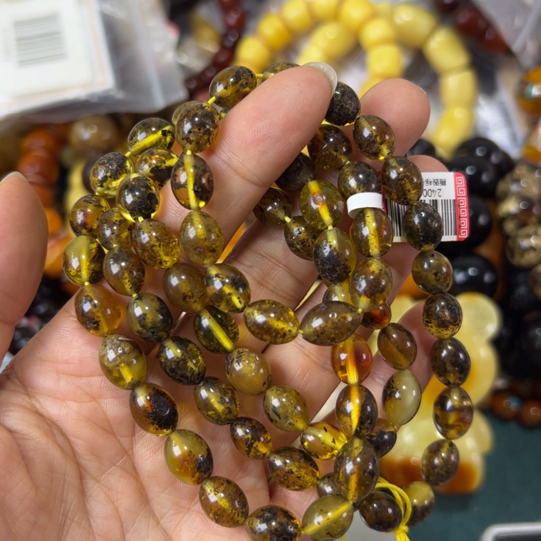 未镶嵌琥珀珠宝奇石892