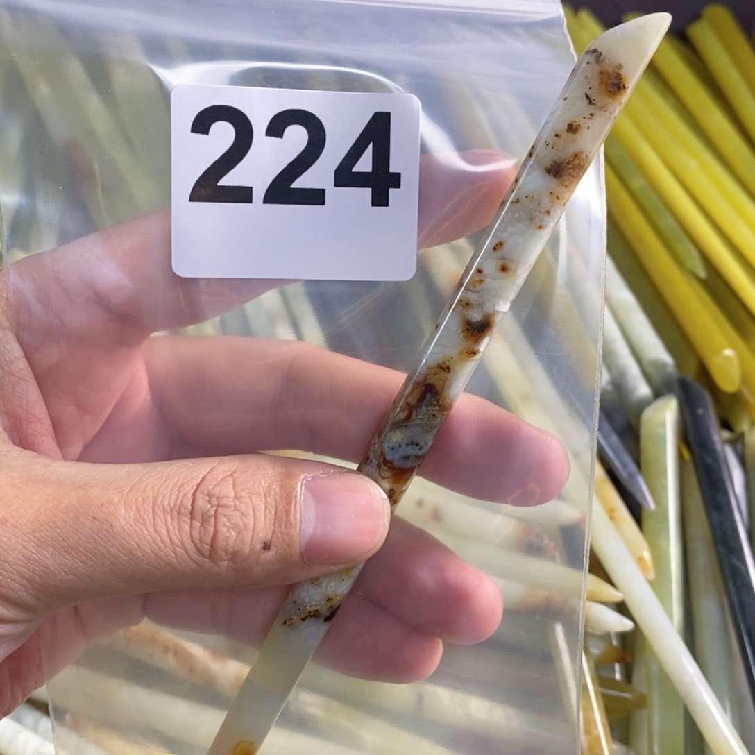 未镶嵌蛇纹石玉发簪陌*