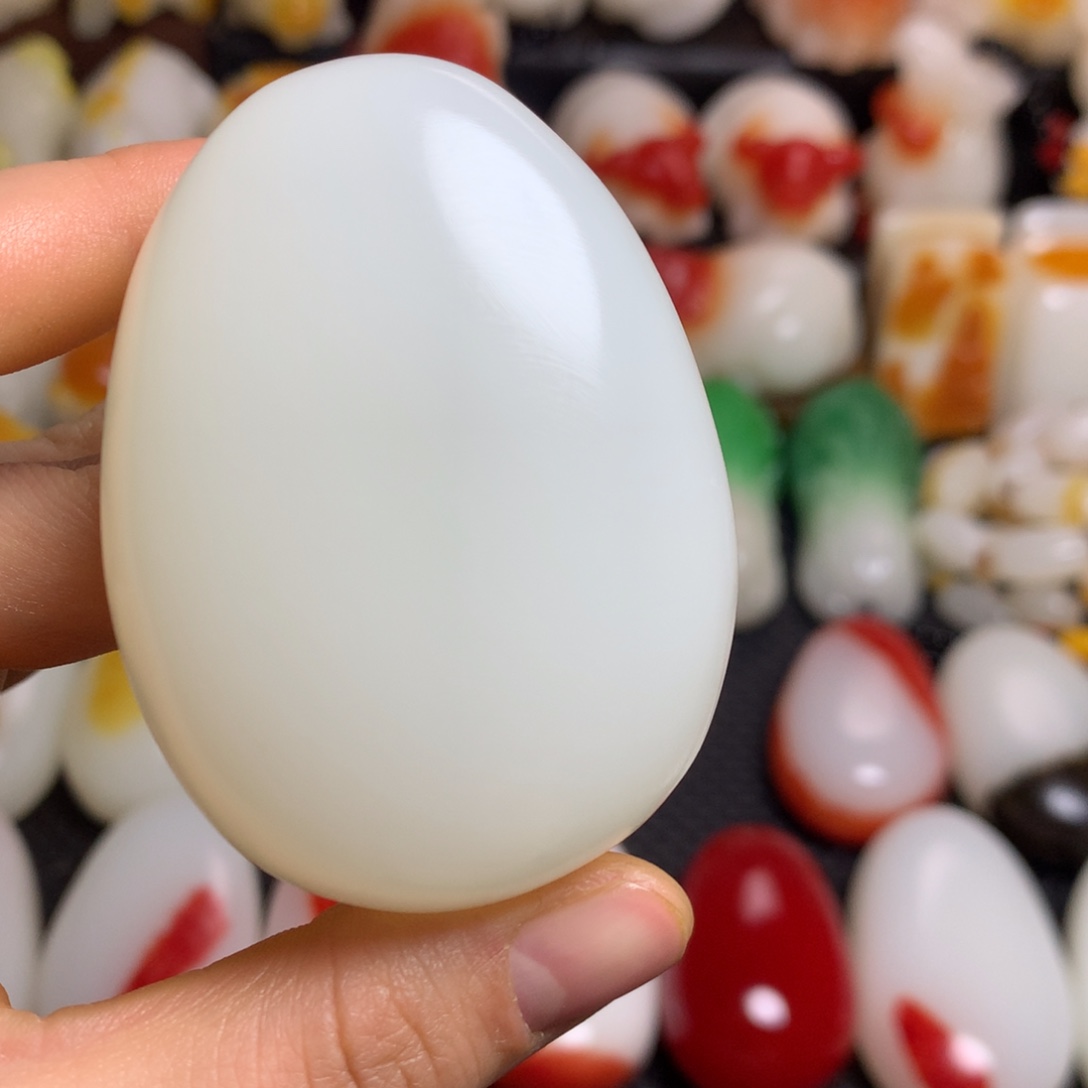 新疆戈壁石五彩石