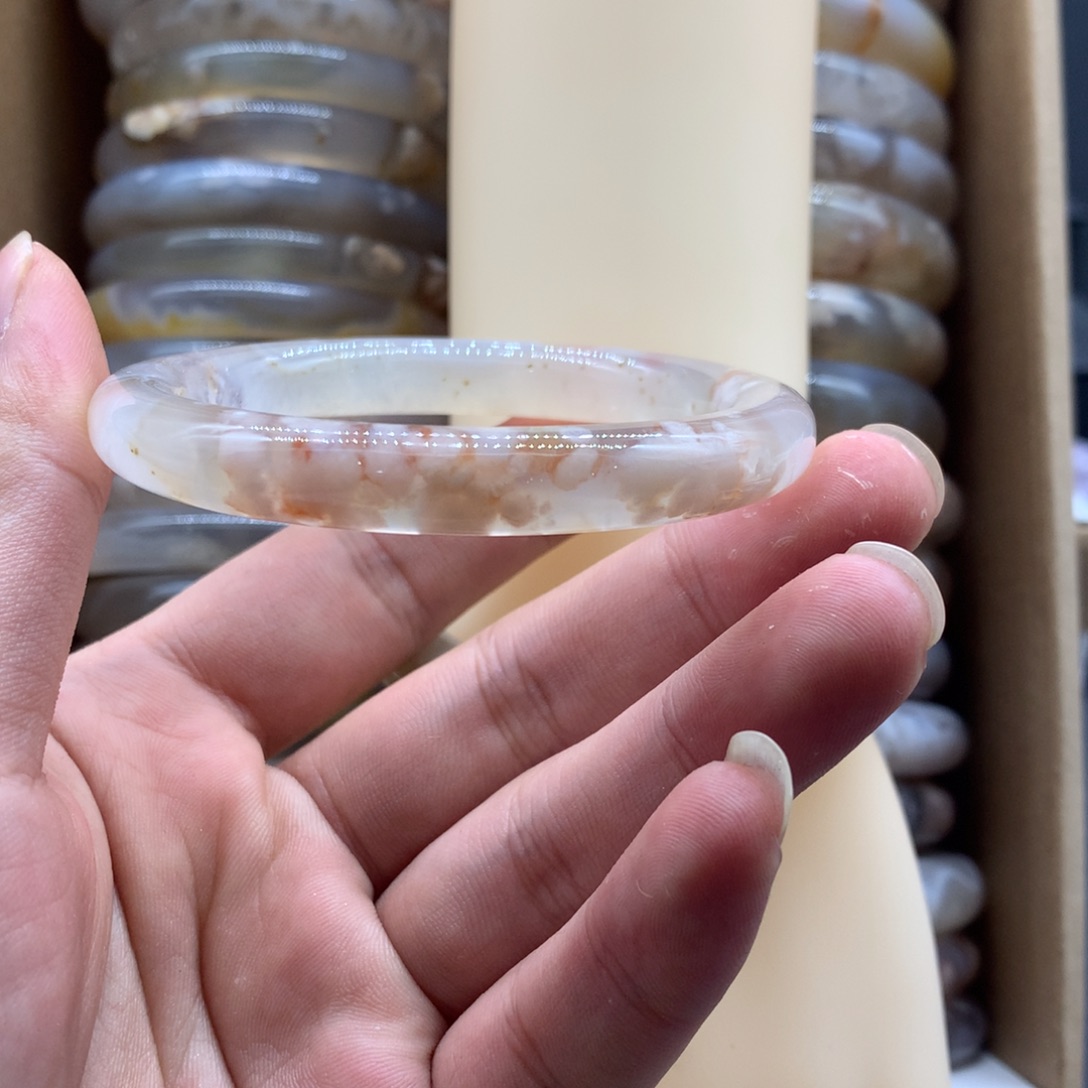 【闪购商品】玛瑙/玉髓手镯未镶嵌?