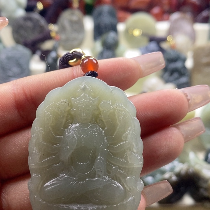 和田玉颈饰未镶嵌