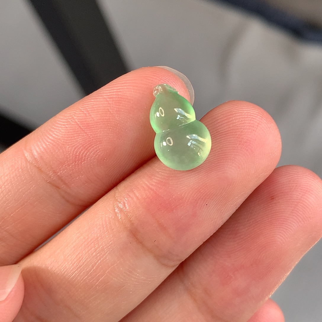 颈饰未镶嵌翡翠木纳葫芦