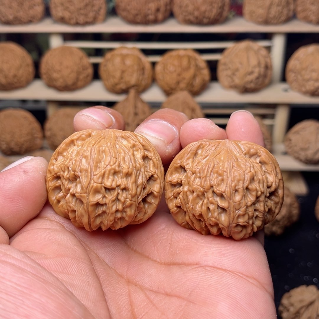 文玩核桃把件?文玩核桃把件40尺磨盘