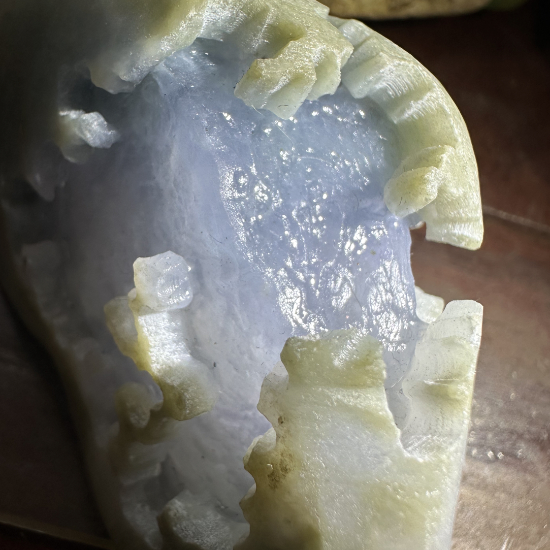 缅甸天然翡翠冰淡紫