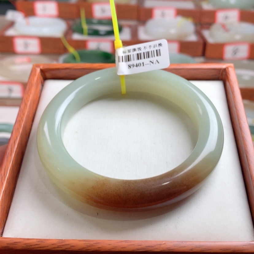【闪购商品】和田玉手镯未镶嵌57.1